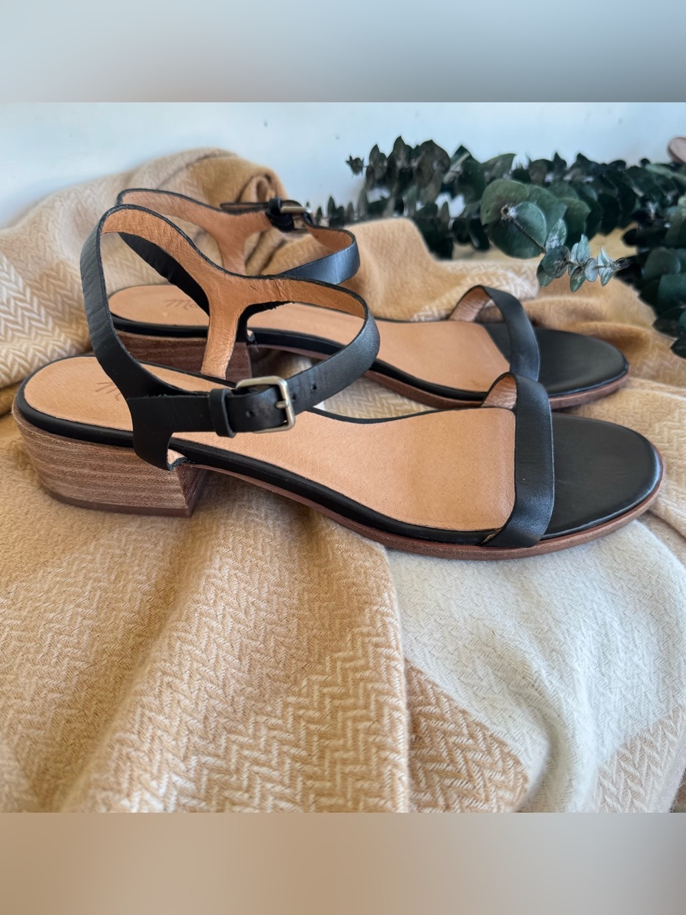 Madewell The Louise Black Leather Strappy Sandals 1.5” Block Heel Size 9 - Picture 4 of 7